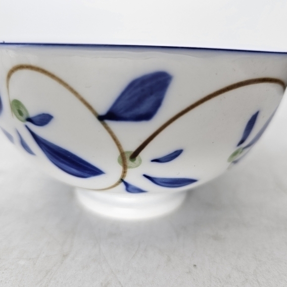 2 hand painted rice‎ bowls - Picture 9 of 10